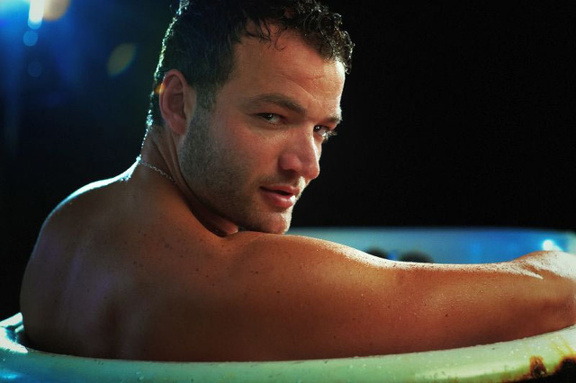 In The Tub: la lotta al cancro non &egrave; mai stata cos&igrave; sexy