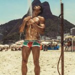 Da modello a calciatore in intimo. Gli scatti sexy per Rounderwear - Thumbnail