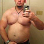 Niente modelli: le maniglie dell'amore sono super sexy - Thumbnail