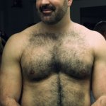 Niente modelli: le maniglie dell'amore sono super sexy - Thumbnail