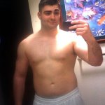 Niente modelli: le maniglie dell'amore sono super sexy - Thumbnail