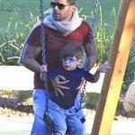 Ricky Martin porta i figli al parco - Thumbnail