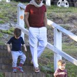 Ricky Martin porta i figli al parco - Thumbnail