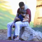 Ricky Martin porta i figli al parco - Thumbnail