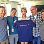 Miley Cyrus - Thumbnail