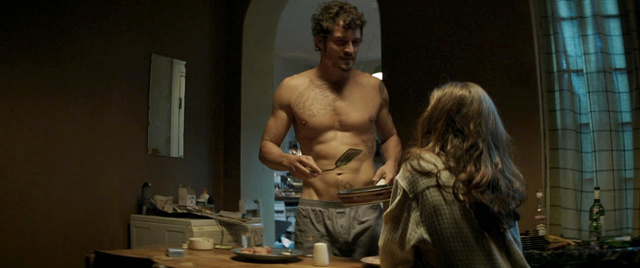 Orlando Bloom completamente nudo in "Zulu"