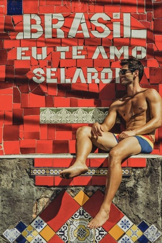 L'estate si avvicina e Rounderwear mette a nudo un altro brasiliano