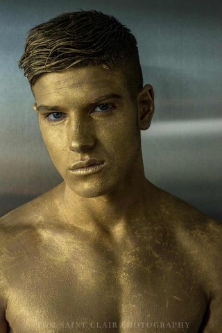 Romano Rossi, 18 anni perfettamente scolpiti