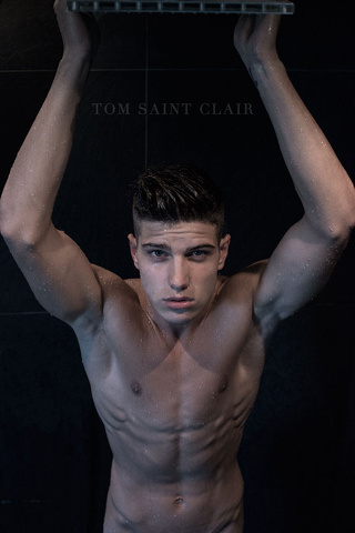 Romano Rossi, 18 anni perfettamente scolpiti