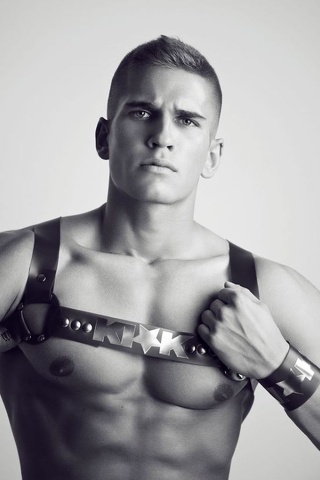 Sagat chiama a raccolta il meglio per la sua collezione underwear
