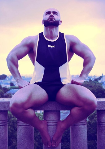Sagat chiama a raccolta il meglio per la sua collezione underwear