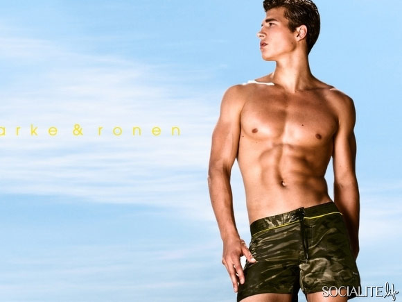 La nuova campagna di Parke & Ronen per l'estate 2013