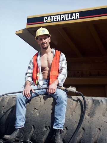 50 lavoratori sexy che vorresti con te durante la settimana