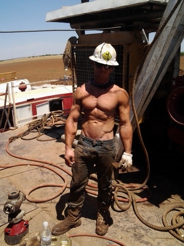 50 lavoratori sexy che vorresti con te durante la settimana