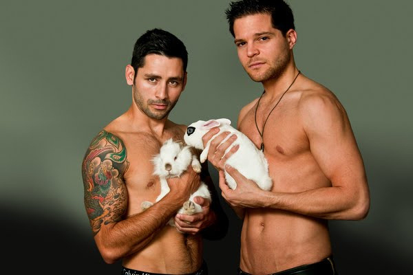 Teneramente sexy: uomini e i loro conigli
