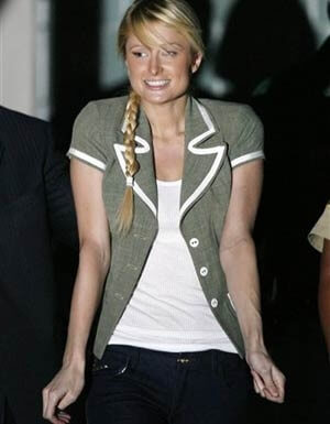 Paris Hilton libera - 5070 AP07062601462 - Gay.it
