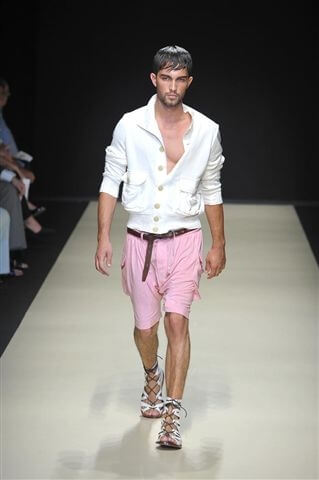 Milano - Vivienne Westwood P-E 08-09 - 7435 1 - Gay.it