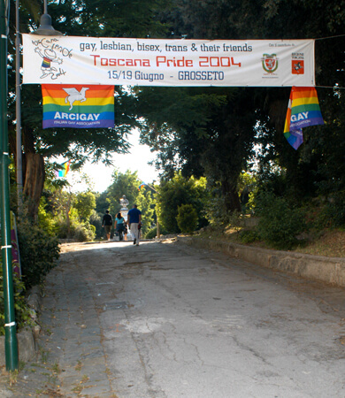 Grosseto Pride 2004 - 8696 grpride001 - Gay.it