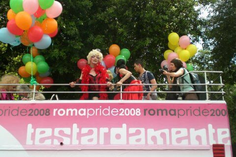 Roma Pride 2008 - I Carri - 9738 romapride08 043 2 - Gay.it