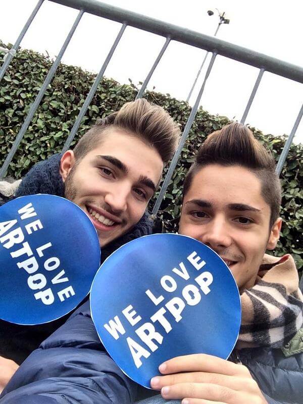Lady Gaga a Milano: i fan si preparano al concerto. Le prime immagini