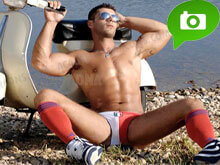Alex, dio italiano della guerra - Gay.it