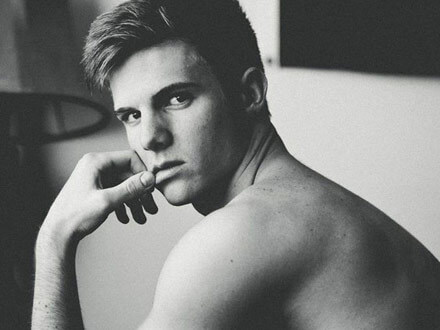 Nuovi volti tra i modelli: Cody Johnson - codyBASE - Gay.it
