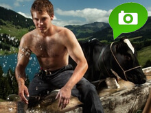 Il ritorno dei contadini svizzeri: ecco il calendario 2012 - contadini svizzeriBASE - Gay.it