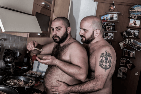 Cooking with the Bears: sotto l'albero il cookbook definitivo - cooking bears - Gay.it
