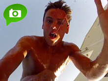 Tom Daley si tuffa anche in vacanza - daley vacanzeBASE - Gay.it