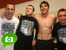La Juve campione d'Italia: la gioia negli spogliatoi - juveBASE - Gay.it