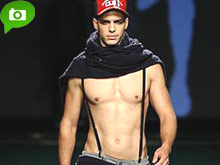 Frankie Morello presenta il suo inverno "hot" - nudietumefattimorBASE - Gay.it