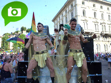 Milano Pride 2011: i carri del Christopher Street Day - pride mi11carriBASE - Gay.it