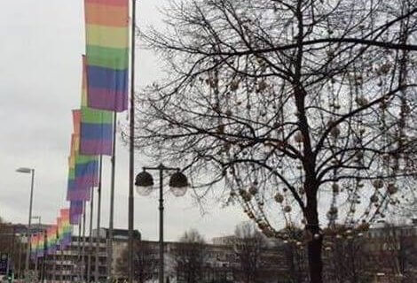 Manif Pour Tous manifesta ad Hannover e la città l'accoglie così - rainbow Hannover manif pour tous - Gay.it