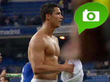Cristiano Ronaldo nudo in campo - ronaldo nudoBASE - Gay.it