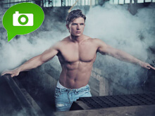Bello e sconosciuto: chi &egrave; questo misterioso modello? - sconosciutoBASE - Gay.it