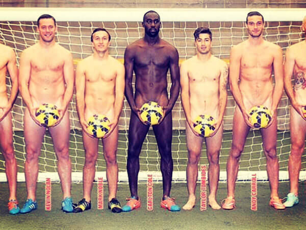 I giocatori del West Ham completamente nudi sul The Sun - the sun west ham BS - Gay.it