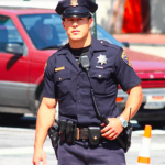 Ricordate il poliziotto Chris Kohrs? Spostato dal quartiere gay - Thumbnail