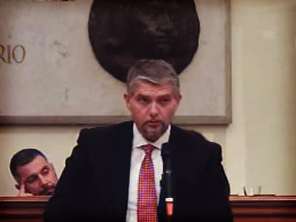Dopo la Festa omofoba, sindaco di Faenza rilancia: “No adozioni gay”