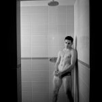 Chris Mears e colleghi sotto la doccia: le foto hot di Attitude - Thumbnail