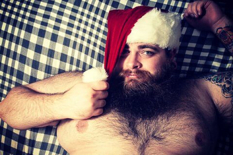 Grasso è bello? Quando gli addominali non sono tutto - husky hunks BS - Gay.it