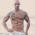 Eric Leto: il calendario "tutto-muscoli" per il 2015 - Thumbnail