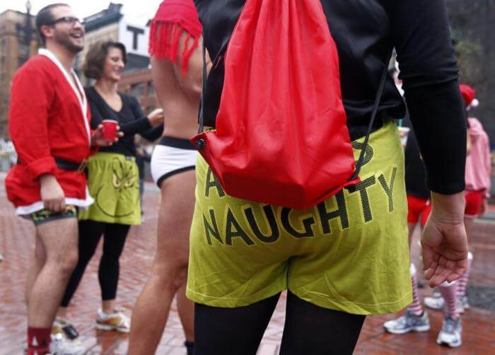 Santa Skivvies Run: torna la corsa dei Babbo Natale in slip