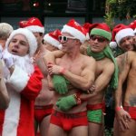 Santa Skivvies Run: torna la corsa dei Babbo Natale in slip - Thumbnail