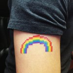 I 15 tattoo "gay" più favolosi e rainbow che tu abbia mai visto - Thumbnail