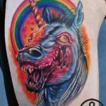 I 15 tattoo "gay" più favolosi e rainbow che tu abbia mai visto - Thumbnail