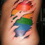 I 15 tattoo "gay" più favolosi e rainbow che tu abbia mai visto - Thumbnail
