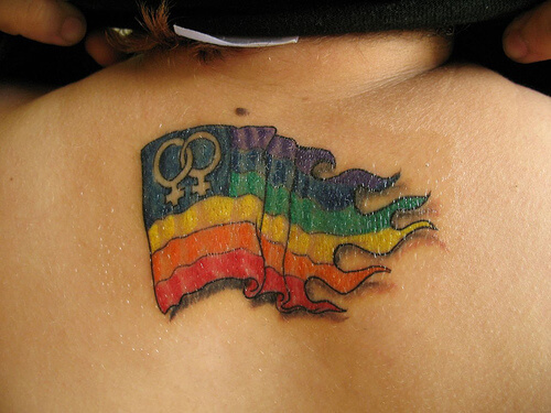 I 15 tattoo "gay" più favolosi e rainbow che tu abbia mai visto