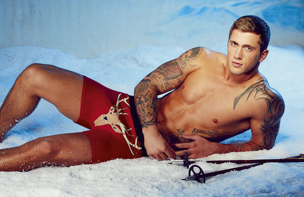 Dan Osborne resta nudo e si candida come Babbo Natale sexy dell'anno