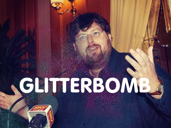Glitterbomb su prenotazione: come spedire una bomba glitter a Adinolfi - adinolfi glitter bomb BS - Gay.it