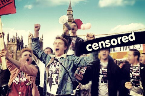 Pride, il film: censura per il DVD statunitense. Guardate le immagini - film 2014 Pride censored BS 1 - Gay.it